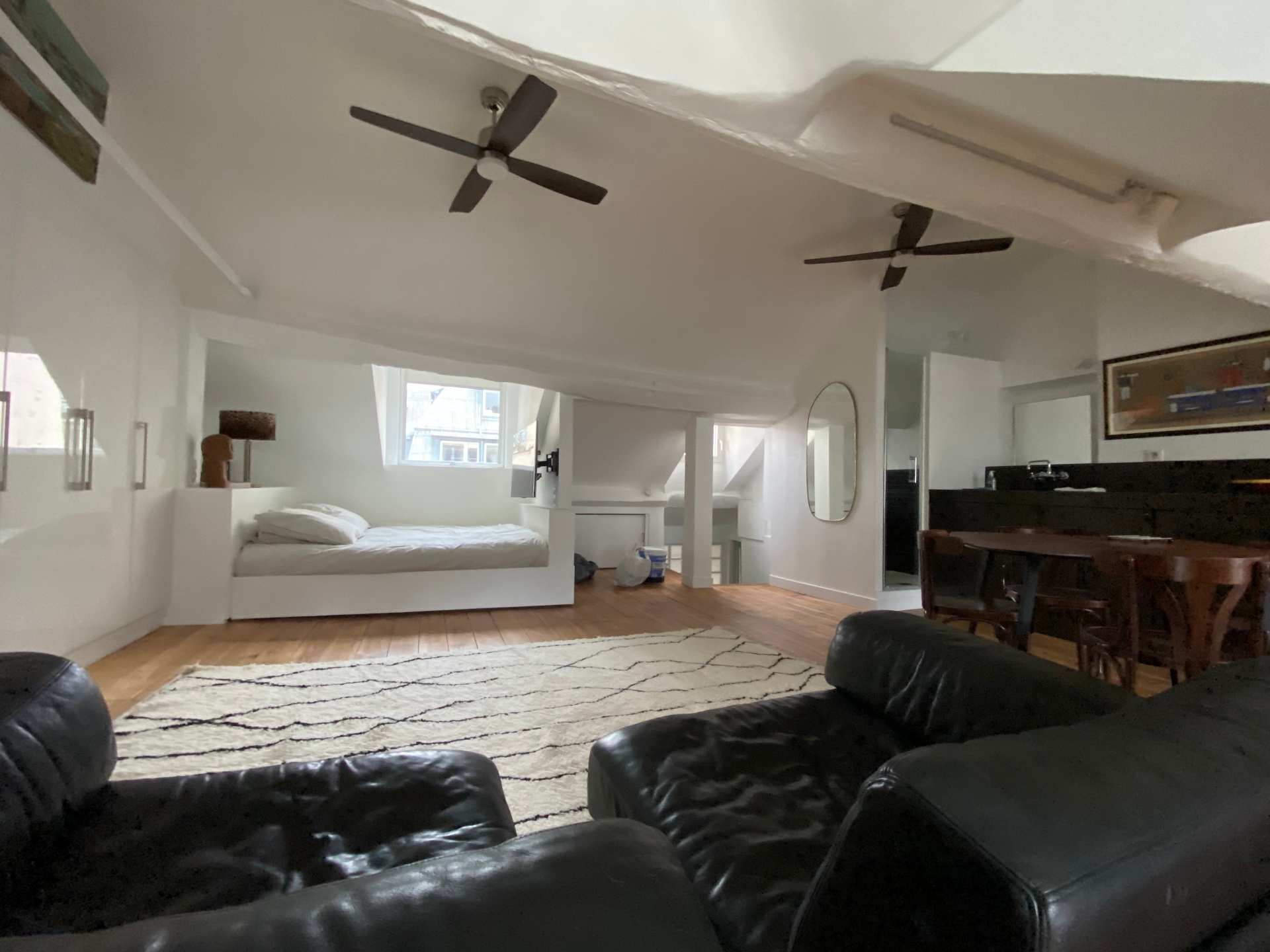 Rue du Louvre, Paris — complete renovation
