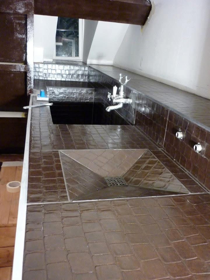 Rue du Louvre — handcrafted tiled wet room
